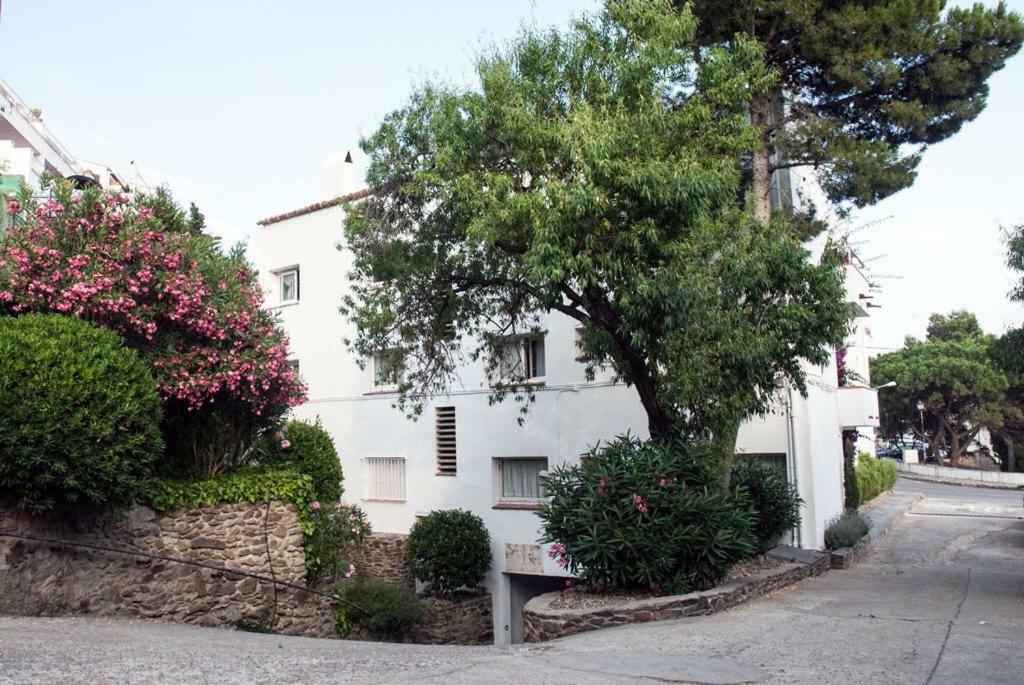Smart Studio Cadaques Sa Guarda Luaran gambar
